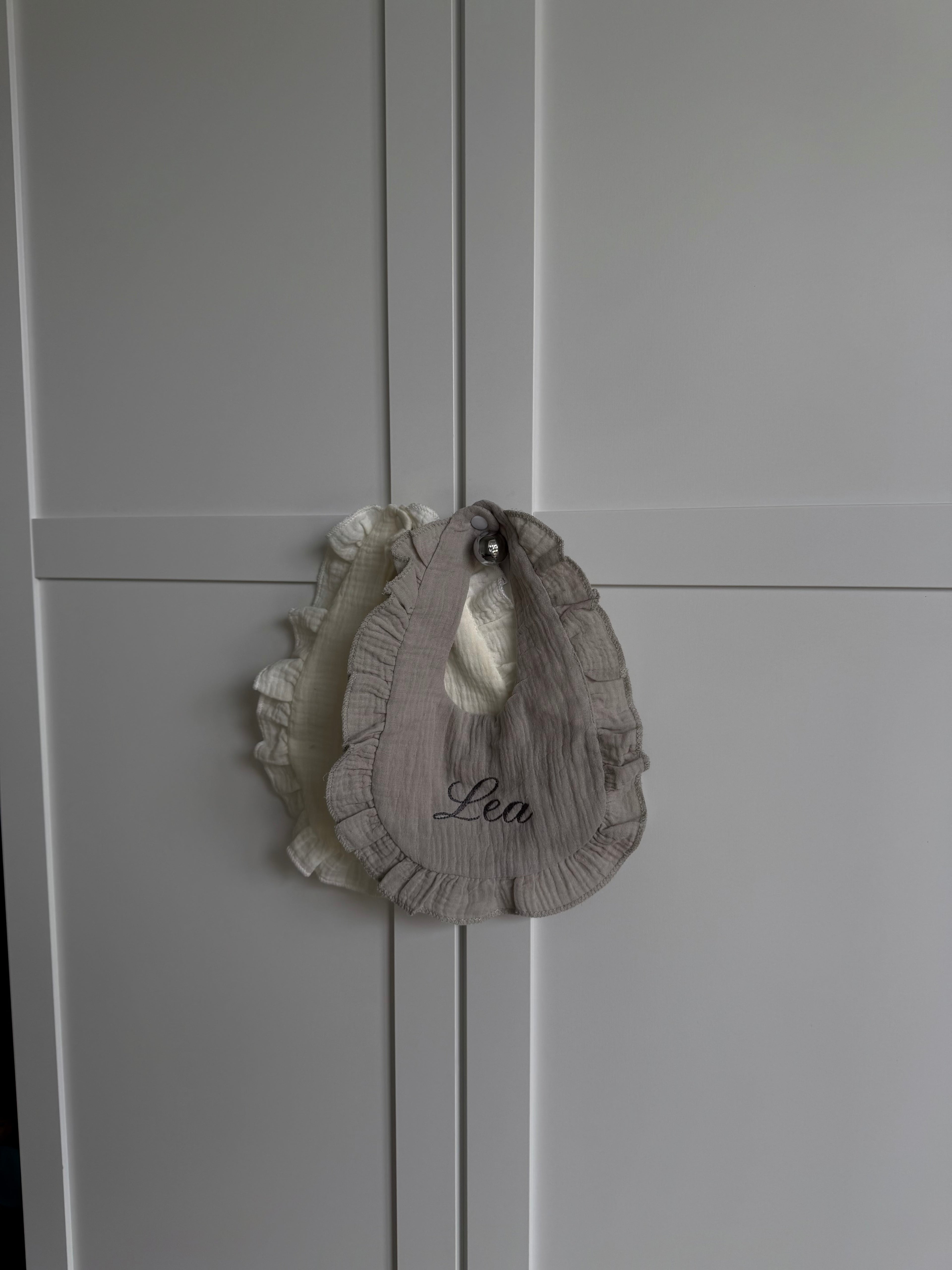 Colette Bib Linen