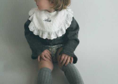 Broderie Bib