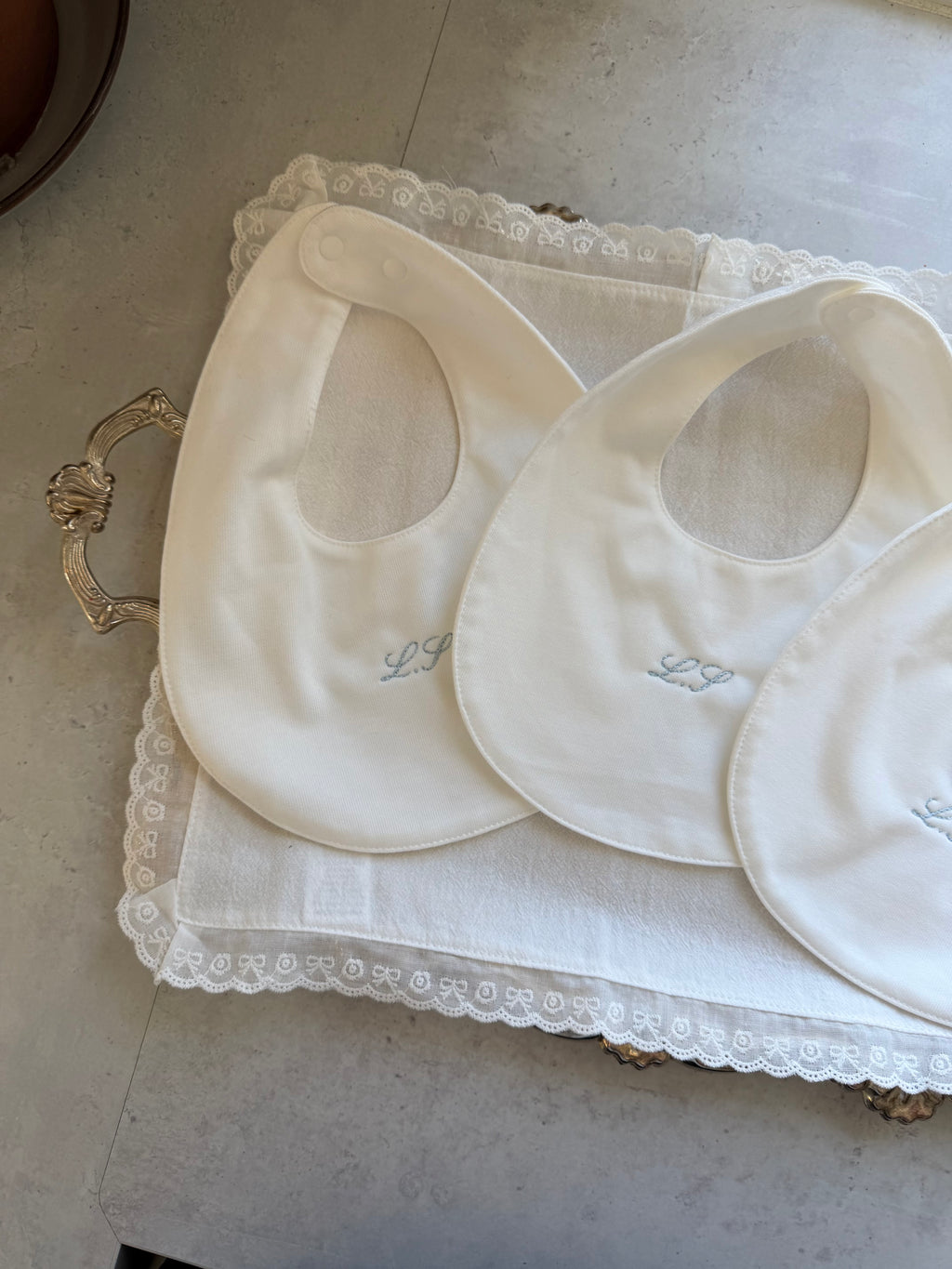 The Classic Bib